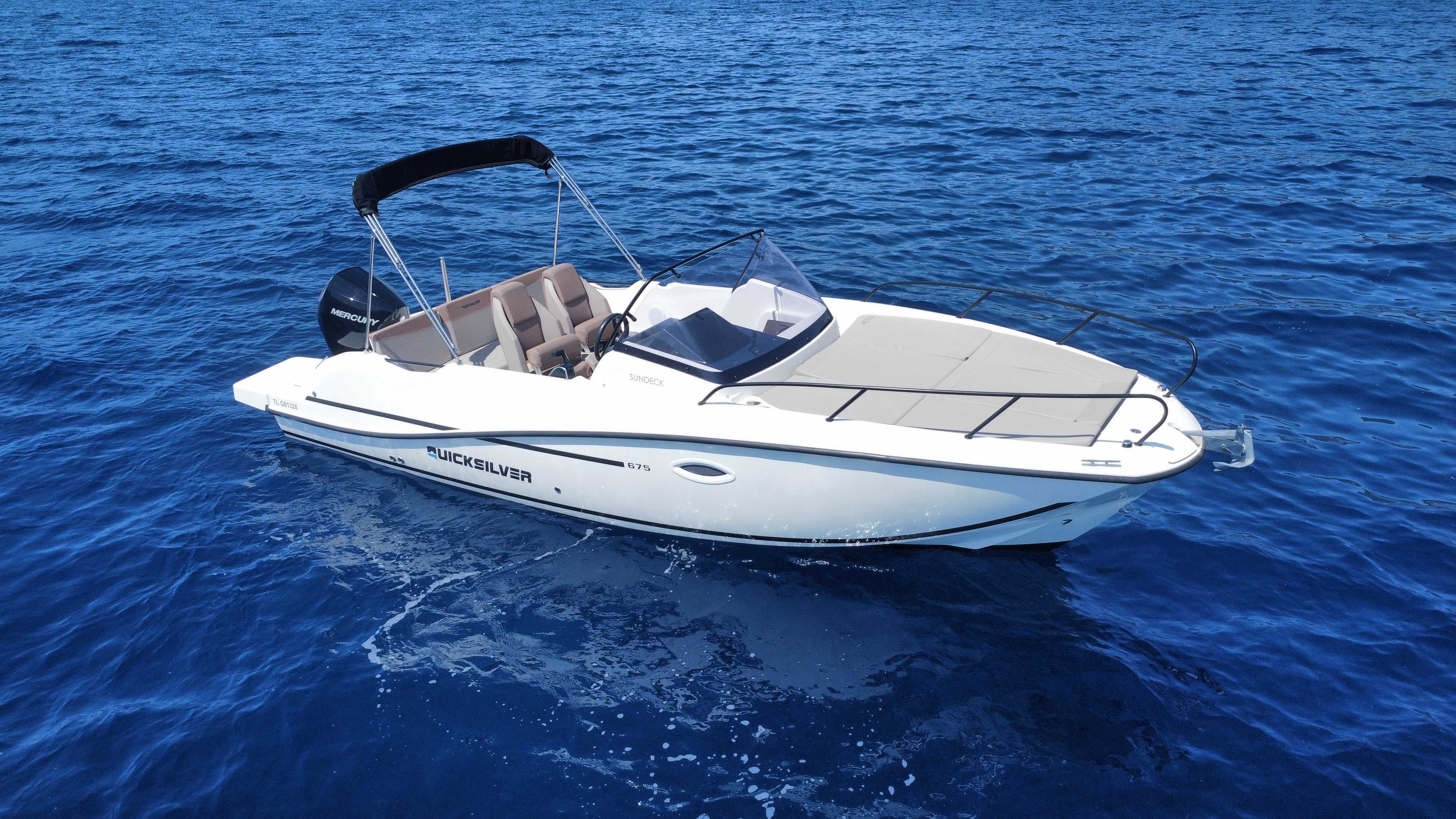 QUICKSILVER Activ 675 Sundeck