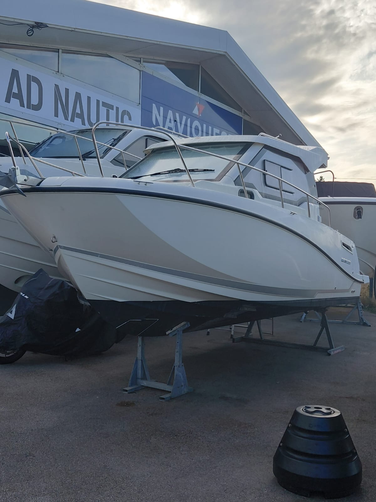 QUICKSILVER Activ 675 Weekend