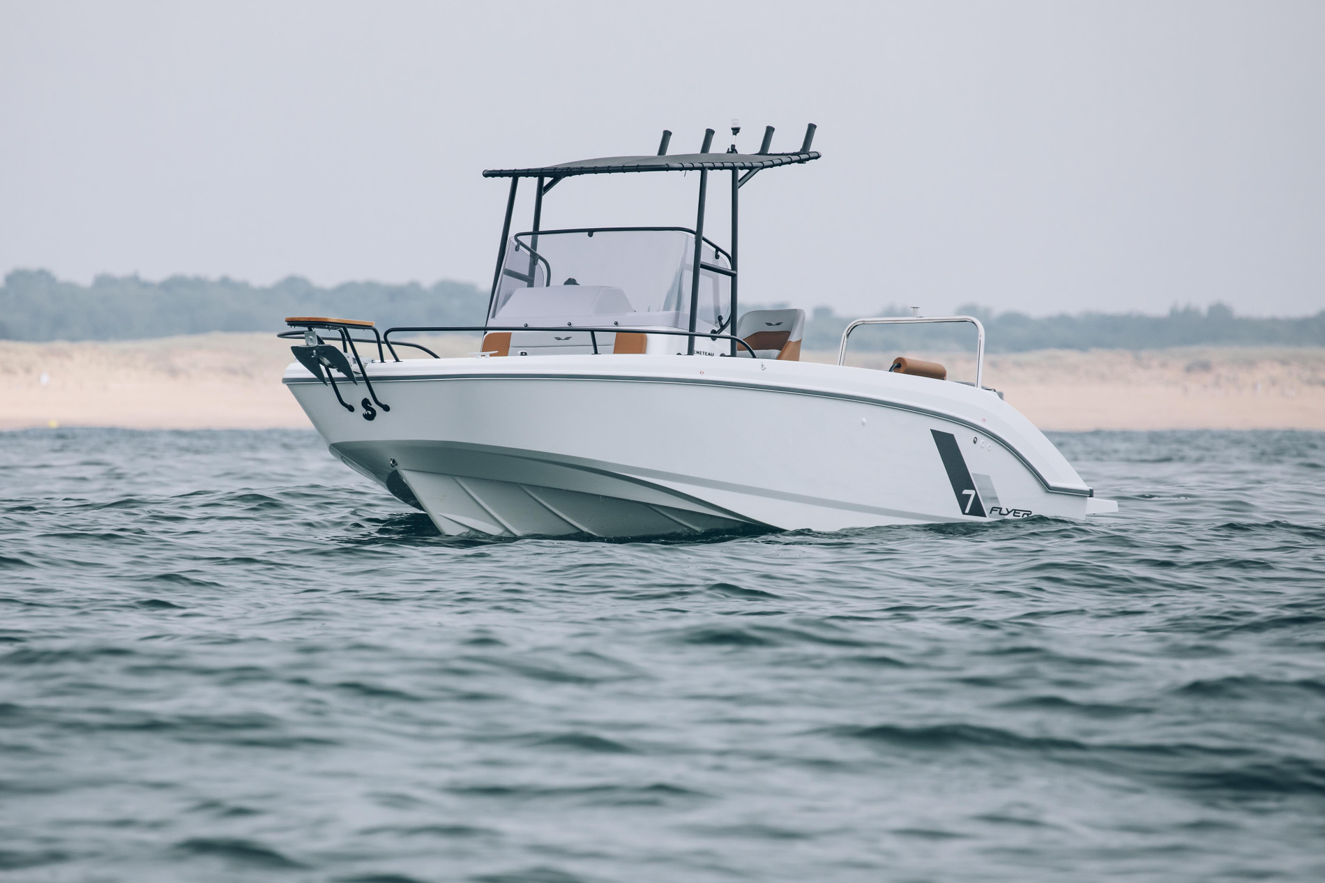 BENETEAU FLYER 7 SPACEdeck