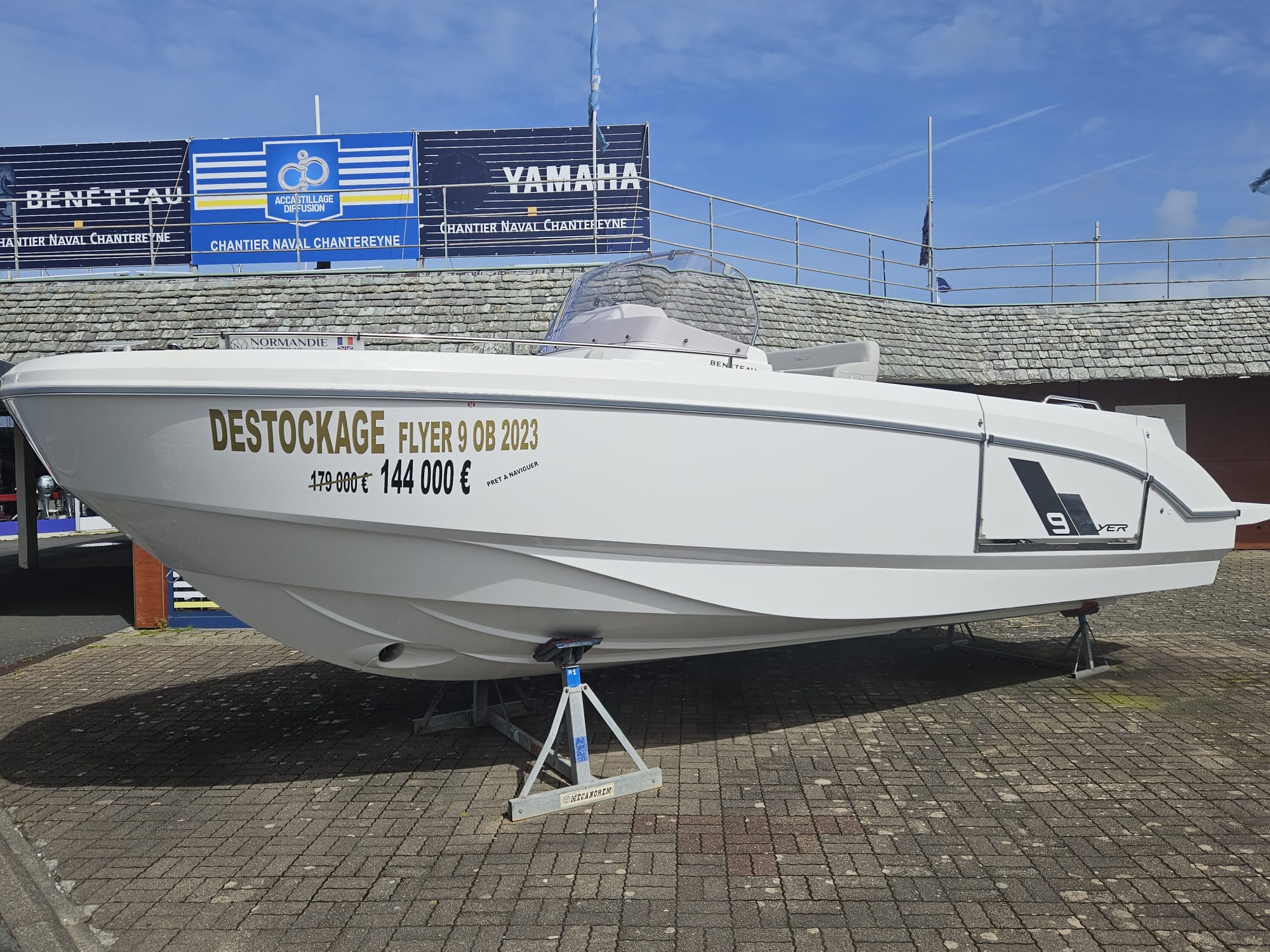 BENETEAU FLYER 9 SPACEdeck OB