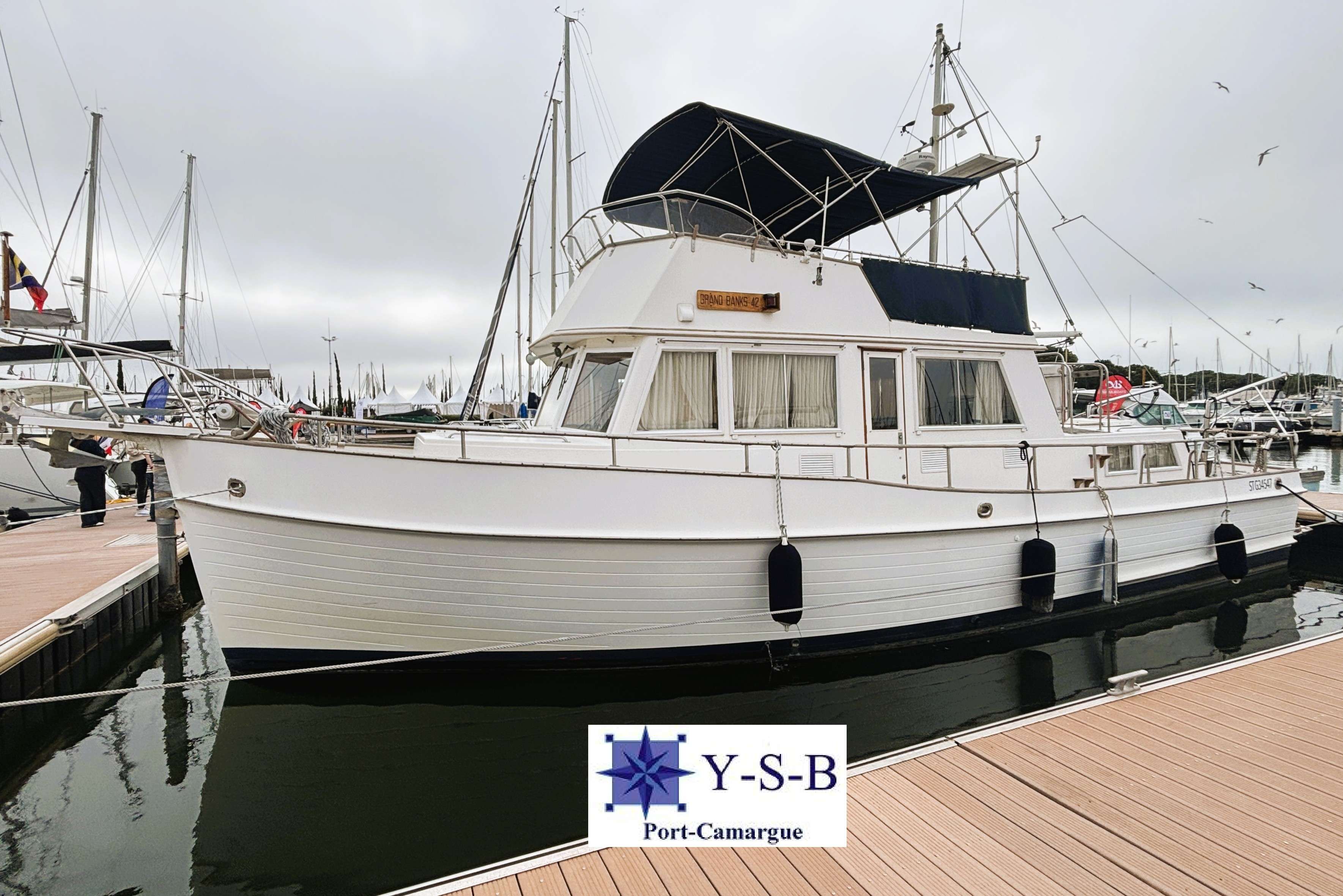 GRAND BANKS 42 CLASSIC