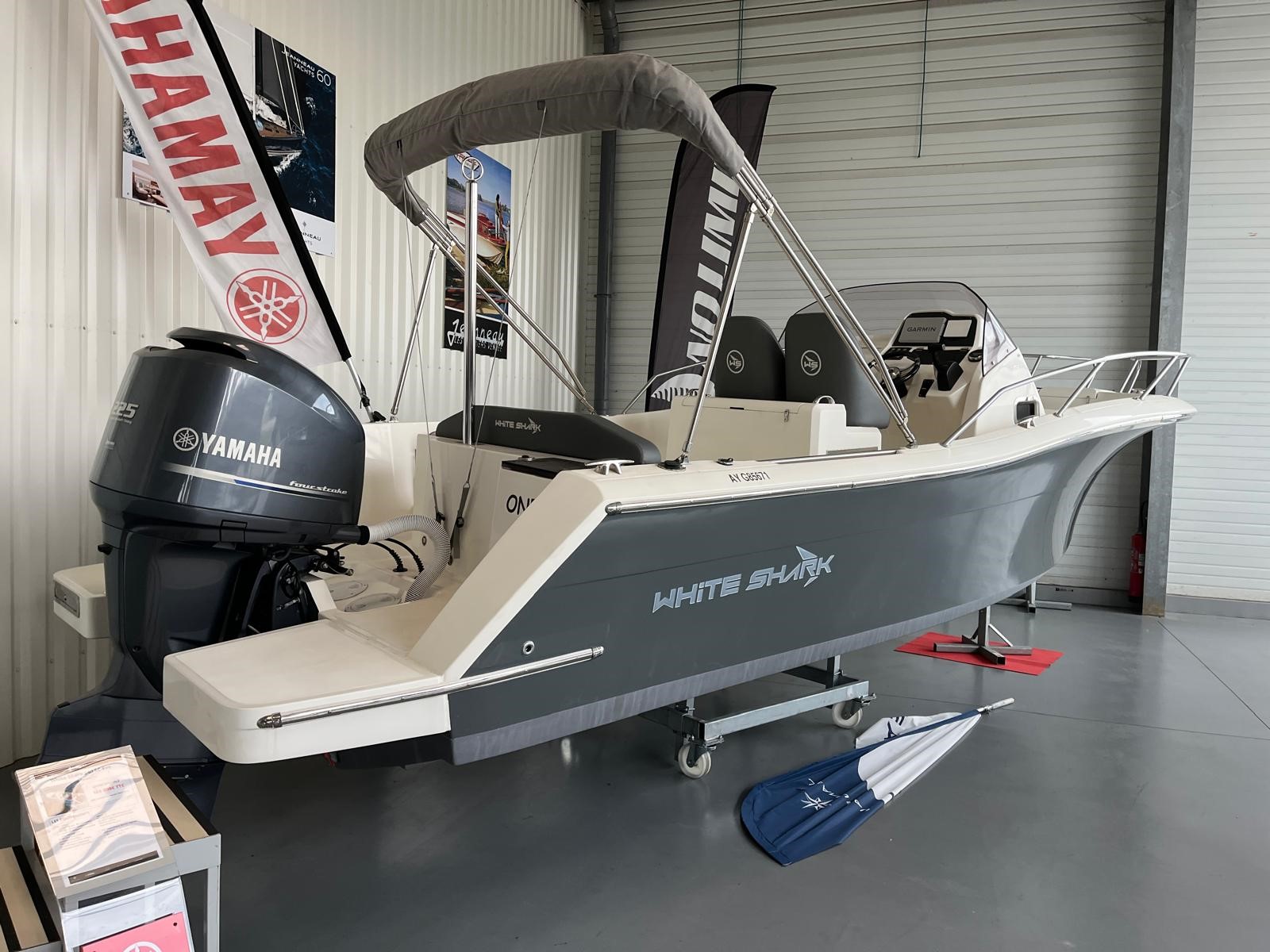 WHITE SHARK 240 SC EVO