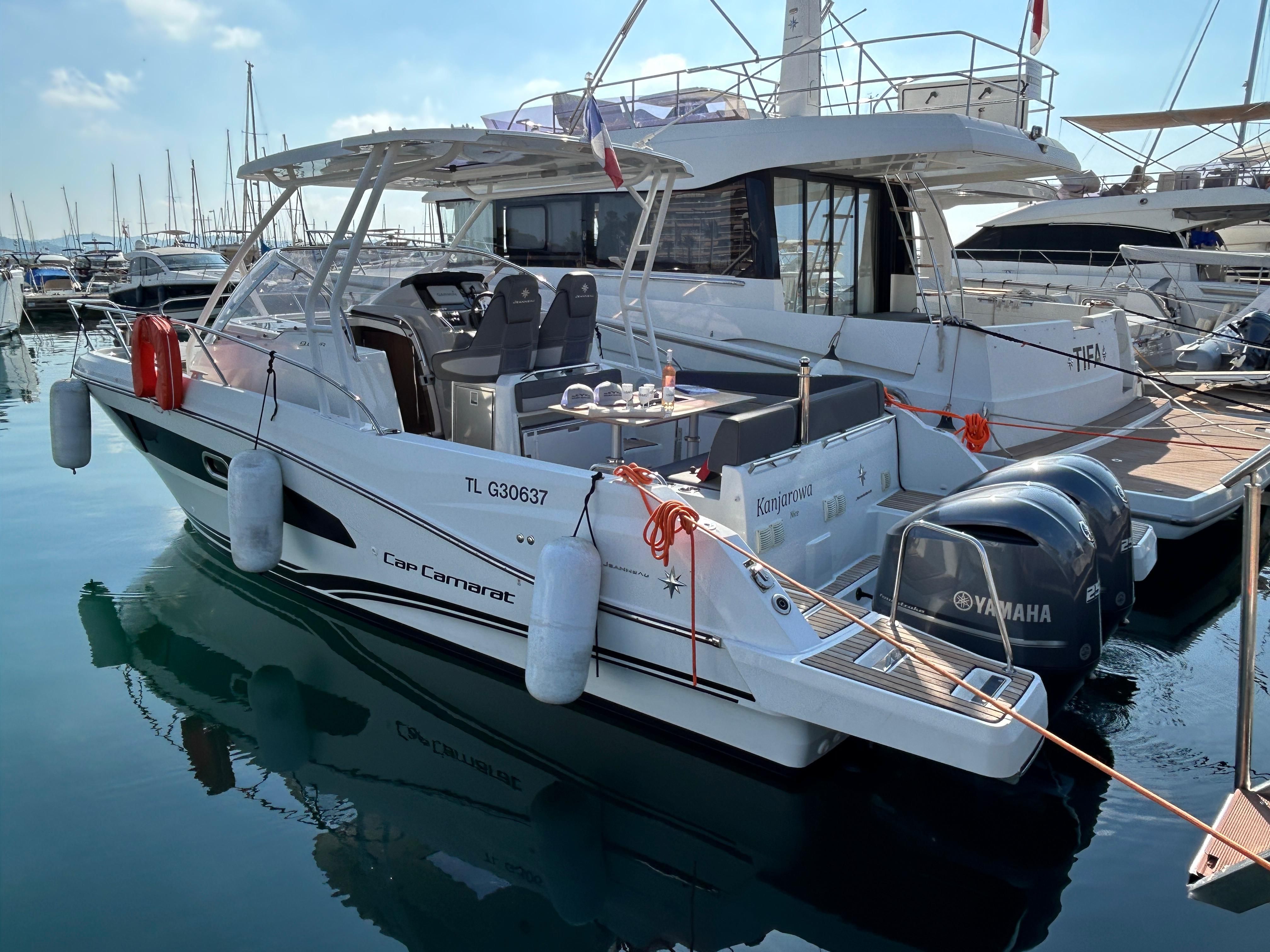 JEANNEAU CAP CAMARAT 9.0 WA