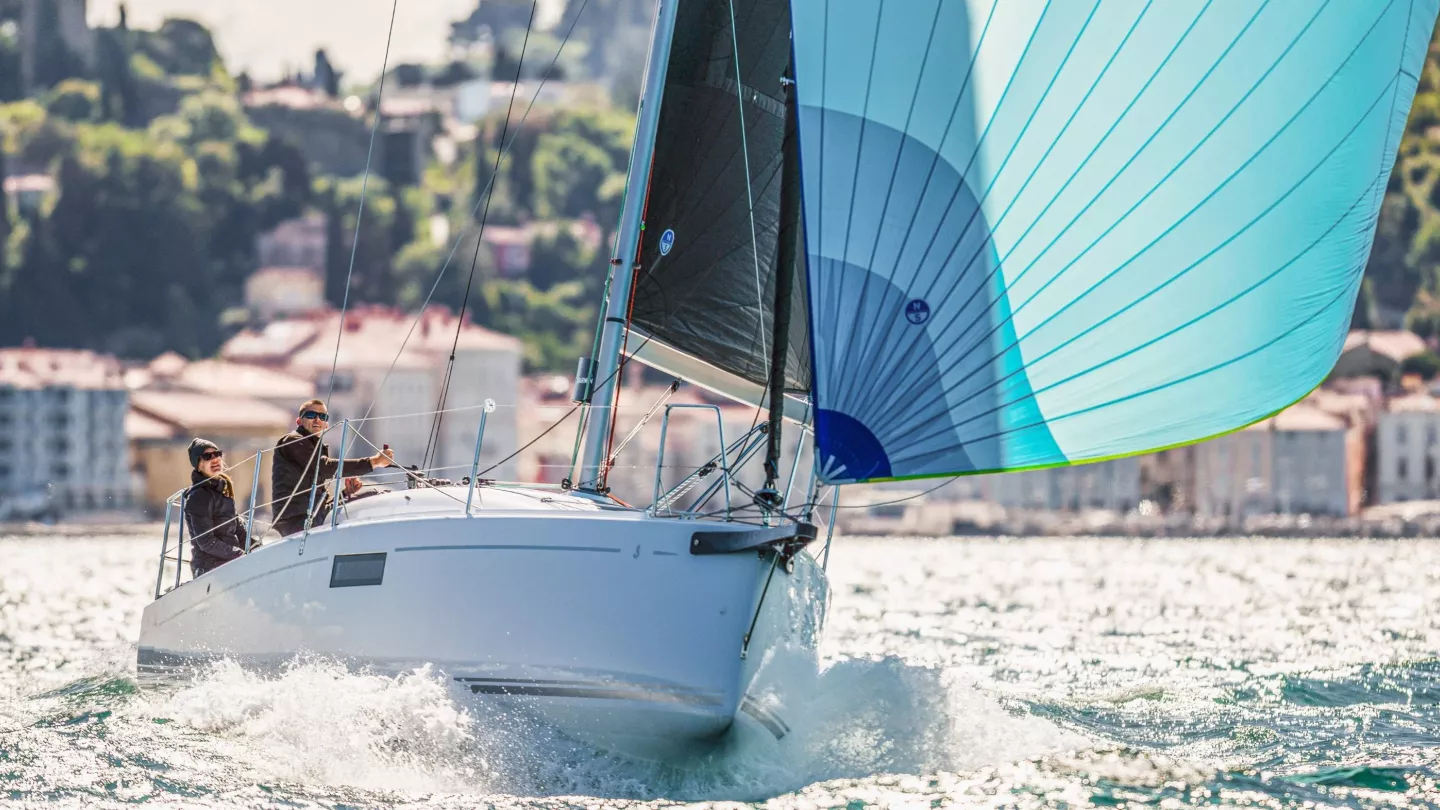BENETEAU FIRST 30