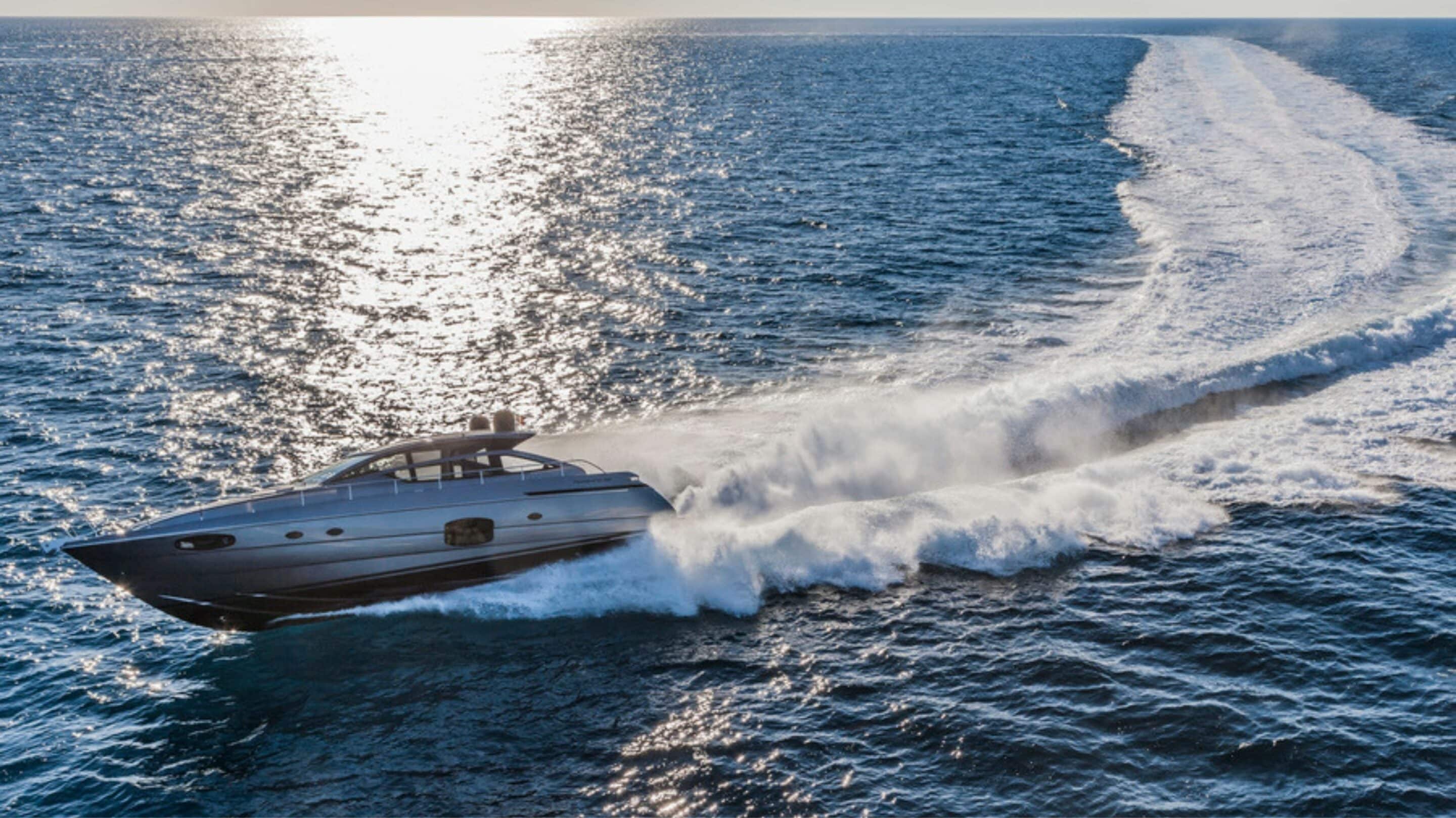 PERSHING 62