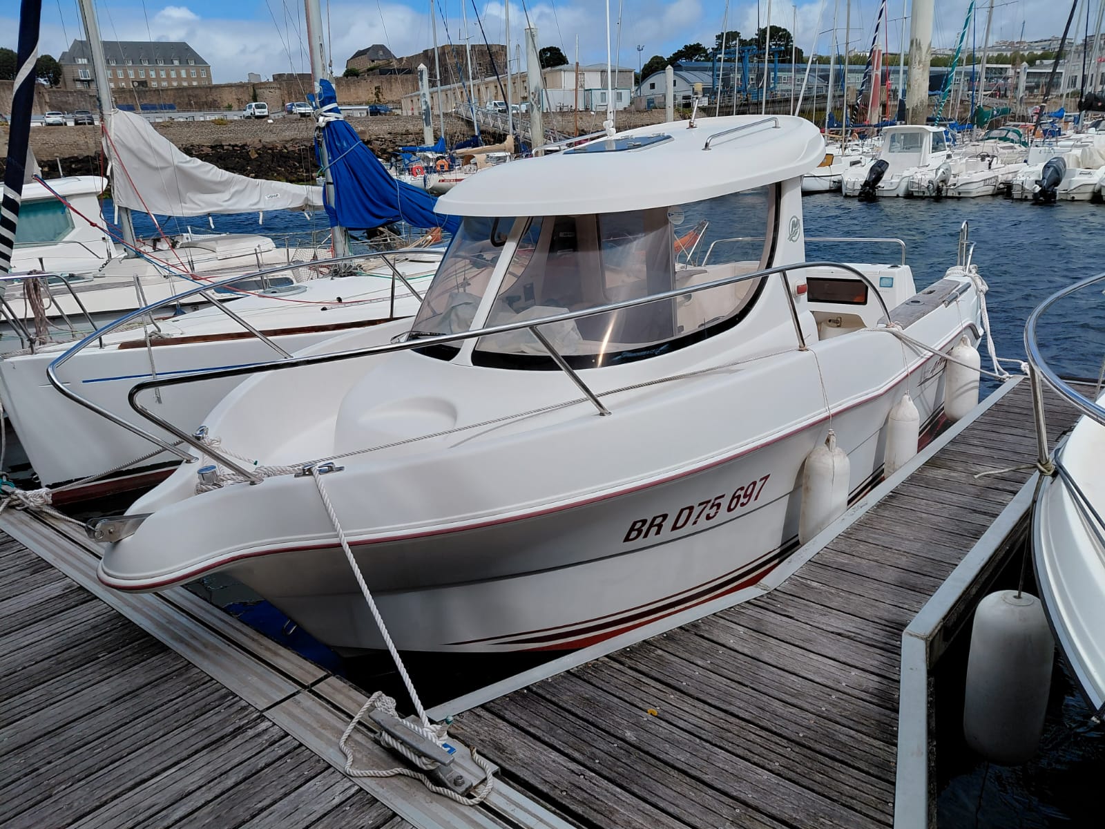 QUICKSILVER AVOR 215