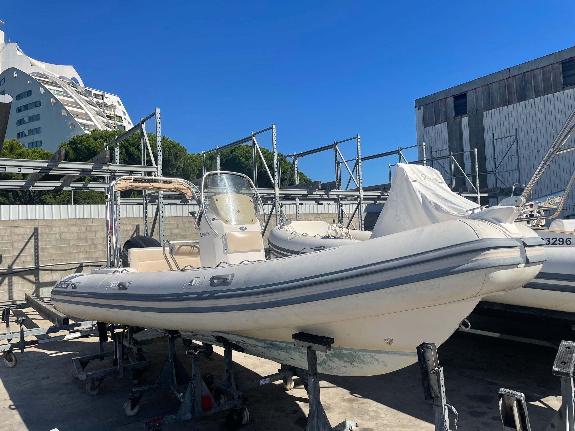 VALIANT 630