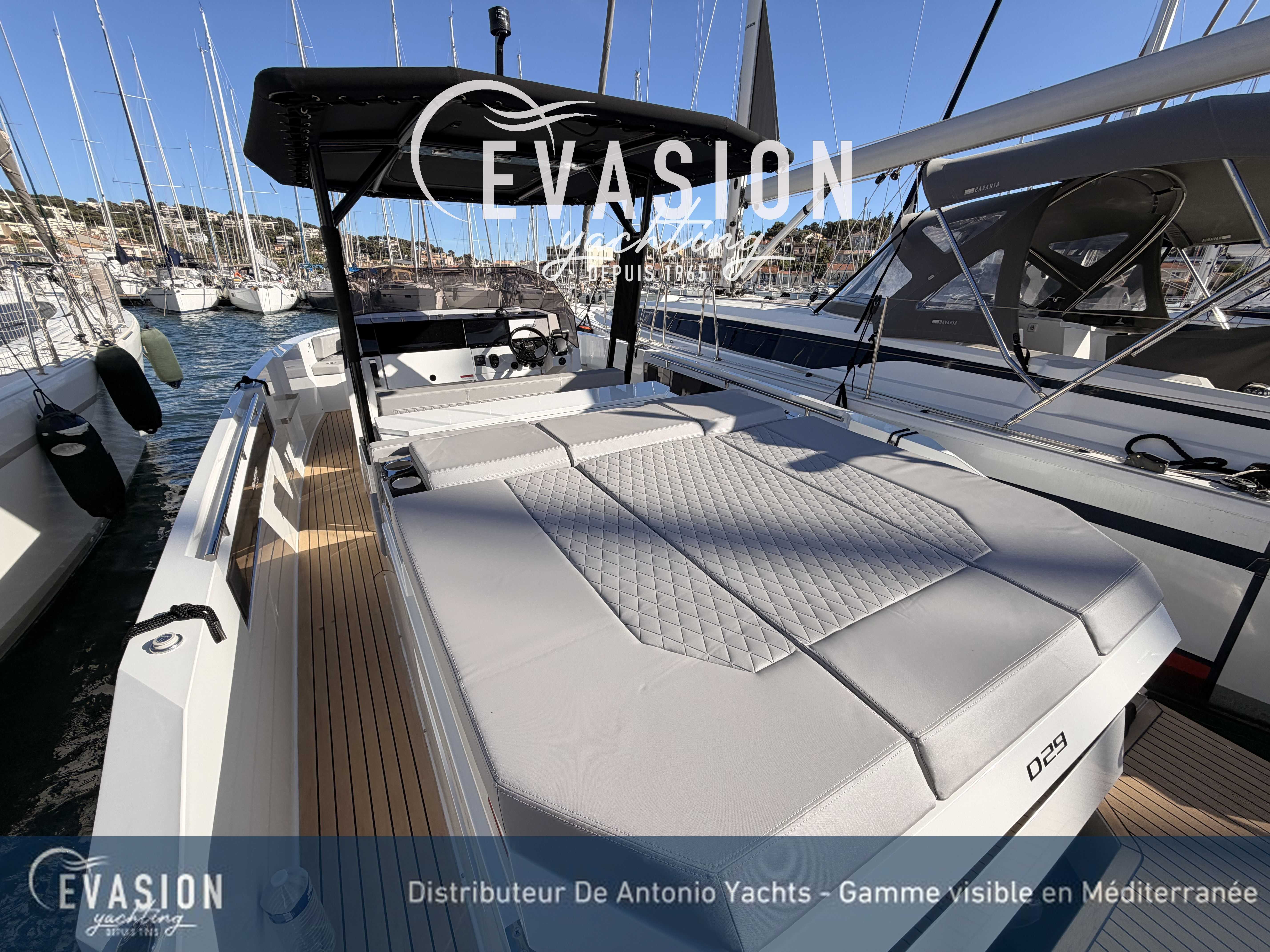 DE ANTONIO YACHTS D29