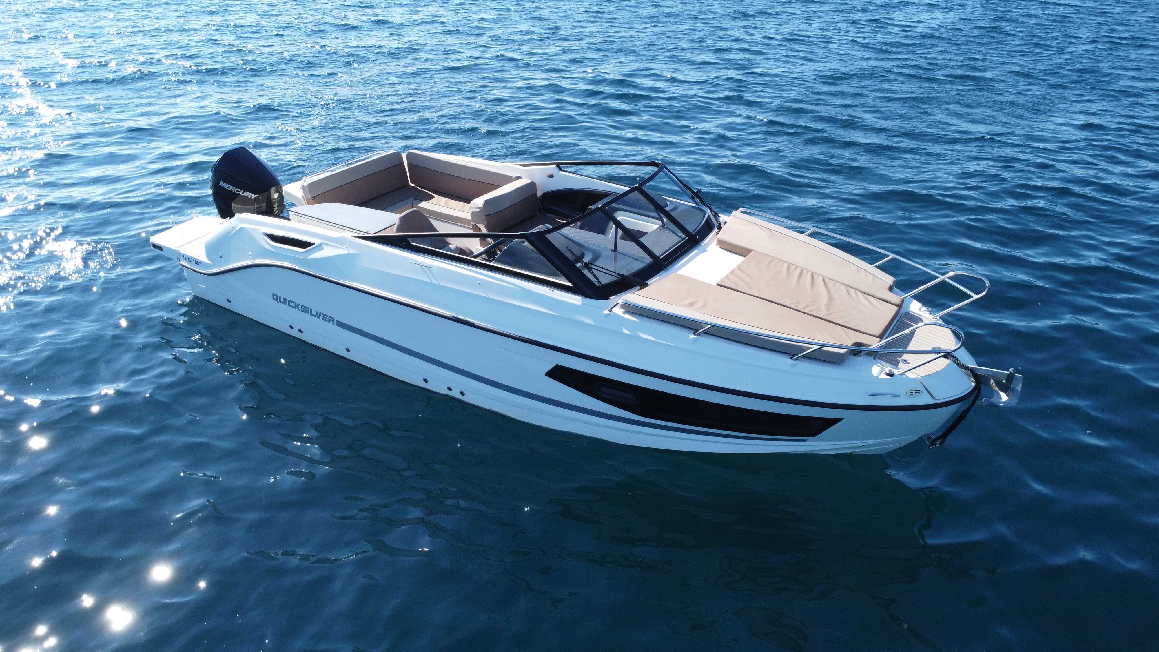 QUICKSILVER Activ 755 Cruiser