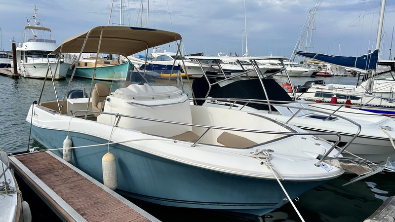 JEANNEAU Cap Camarat 7.5 CC STYLE