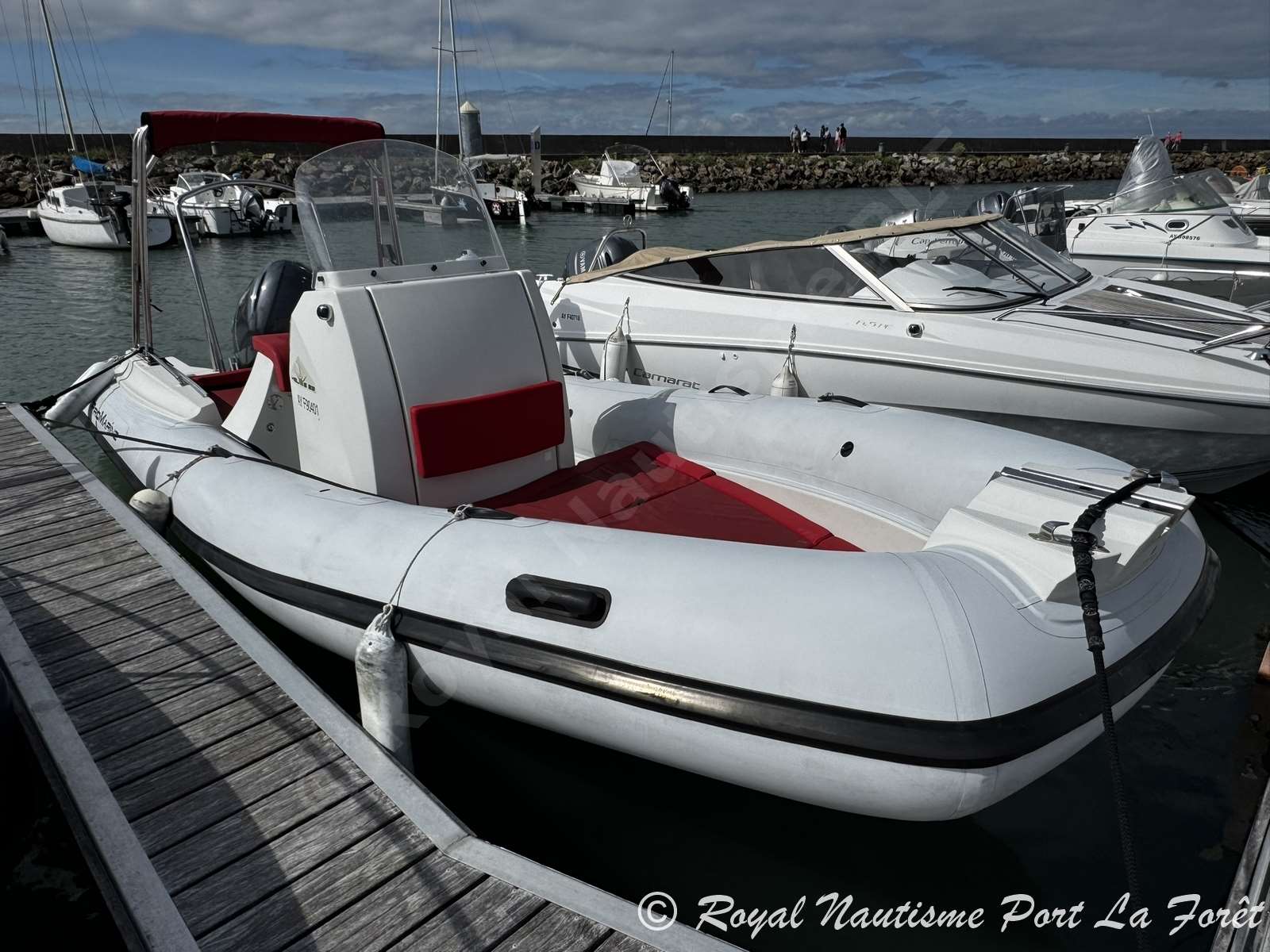 PRO MARINE HELIOS 23