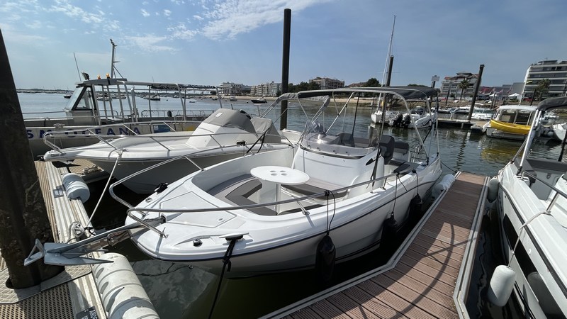 JEANNEAU Cap Camarat 6.5 CC-3