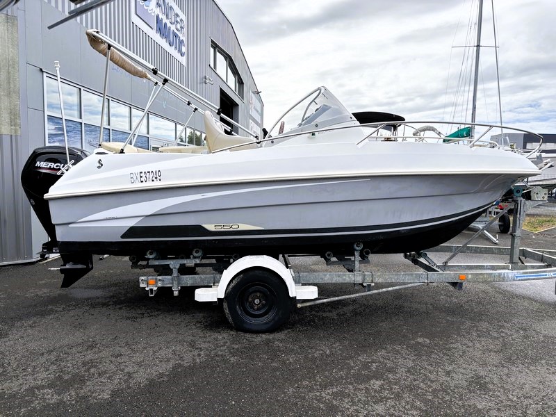 BENETEAU Flyer 550 Sundeck