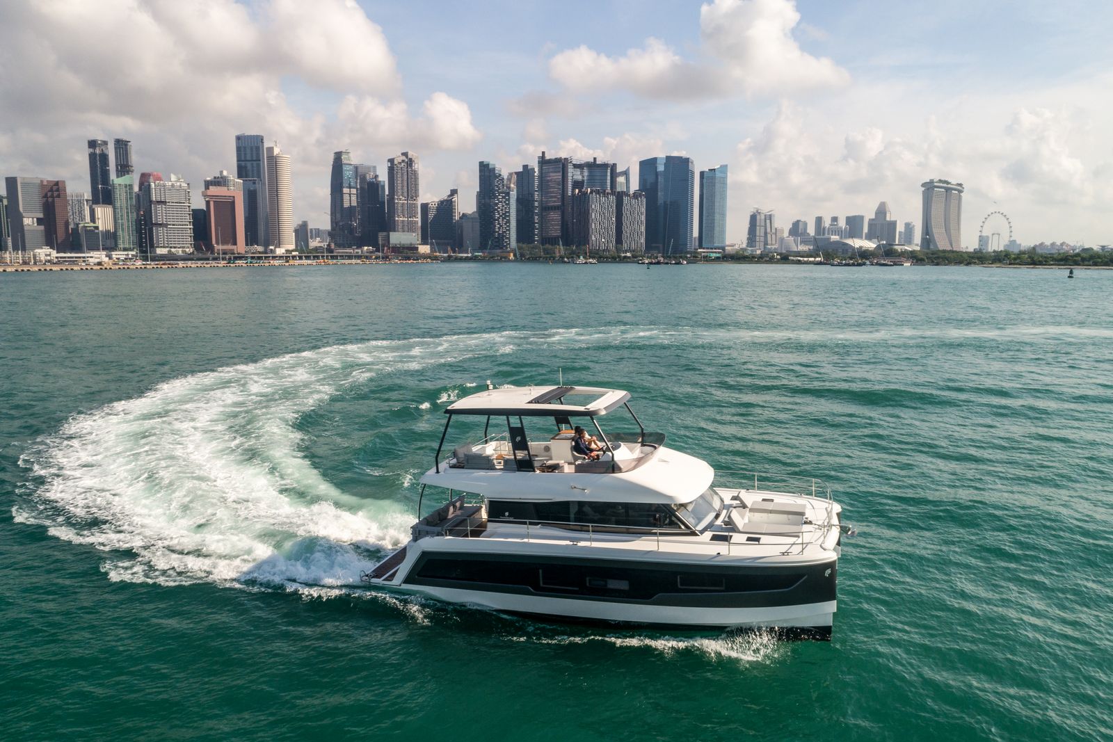 FOUNTAINE PAJOT MY 5