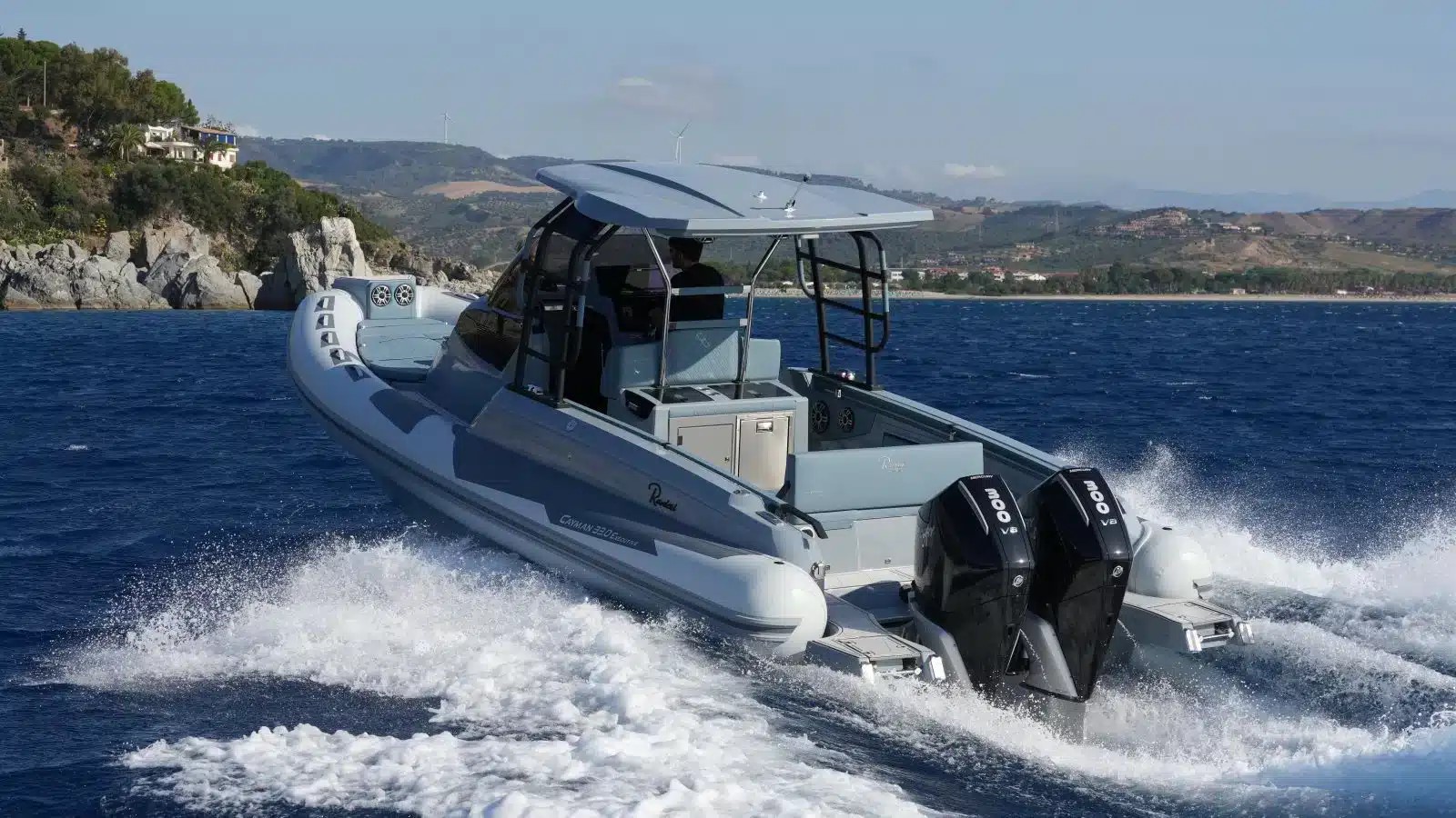 RANIERI CAYMAN 33 EXECUTIVE