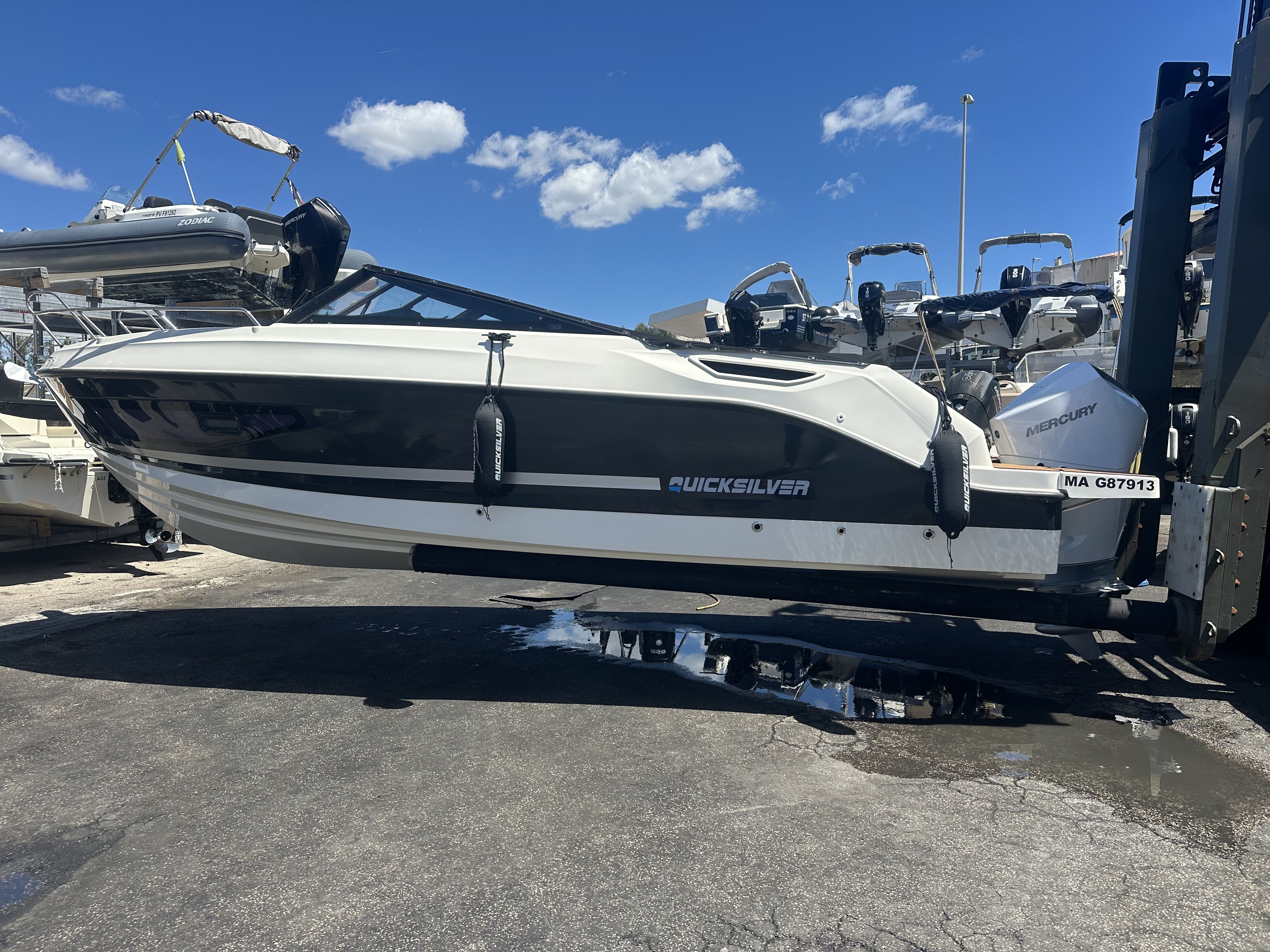 QUICKSILVER 755 CRUISER