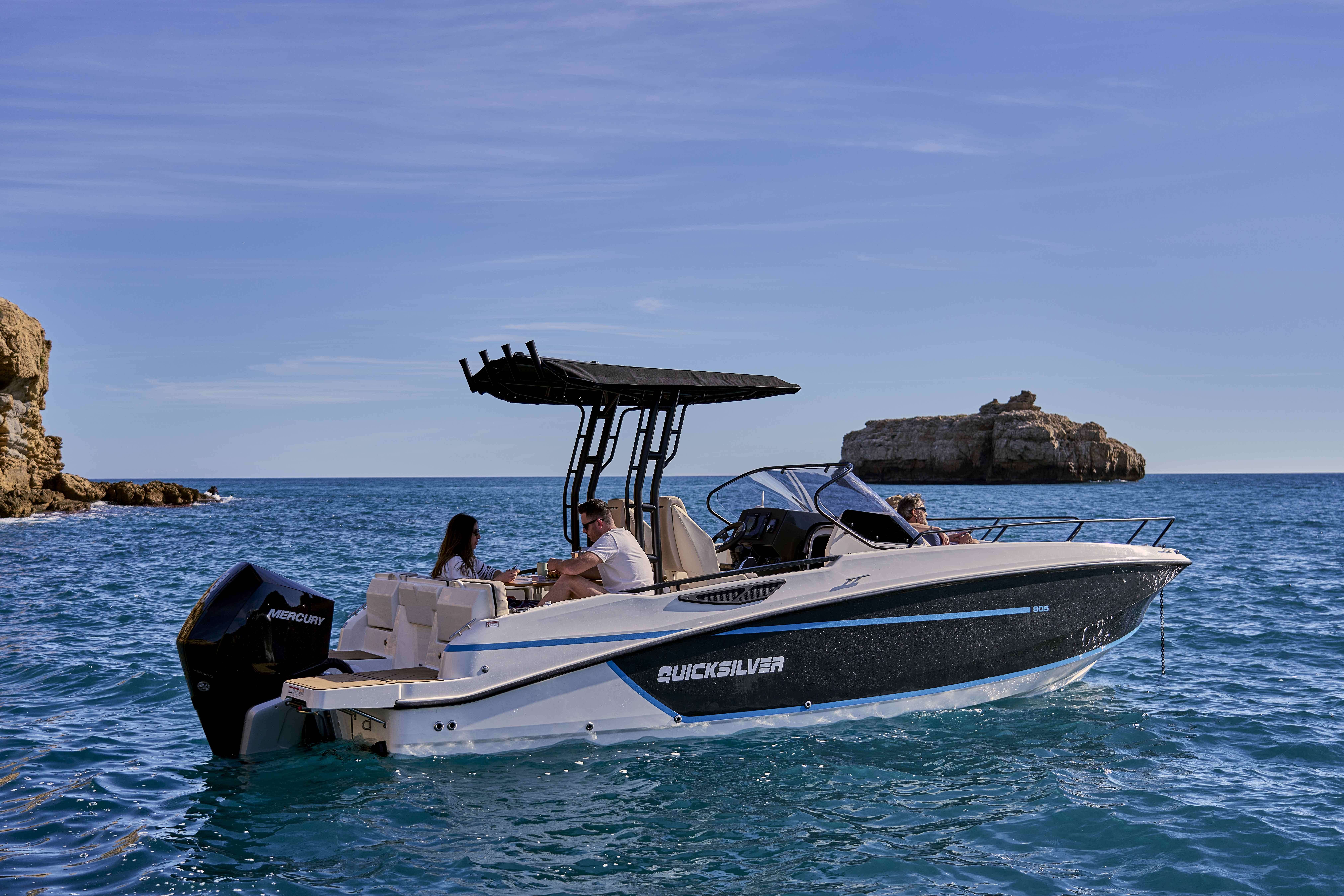 QUICKSILVER ACTIV 805 OPEN EQUIPE