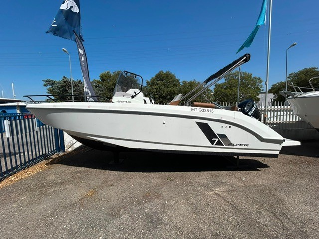 BENETEAU FLYER 7 SPACEdeck