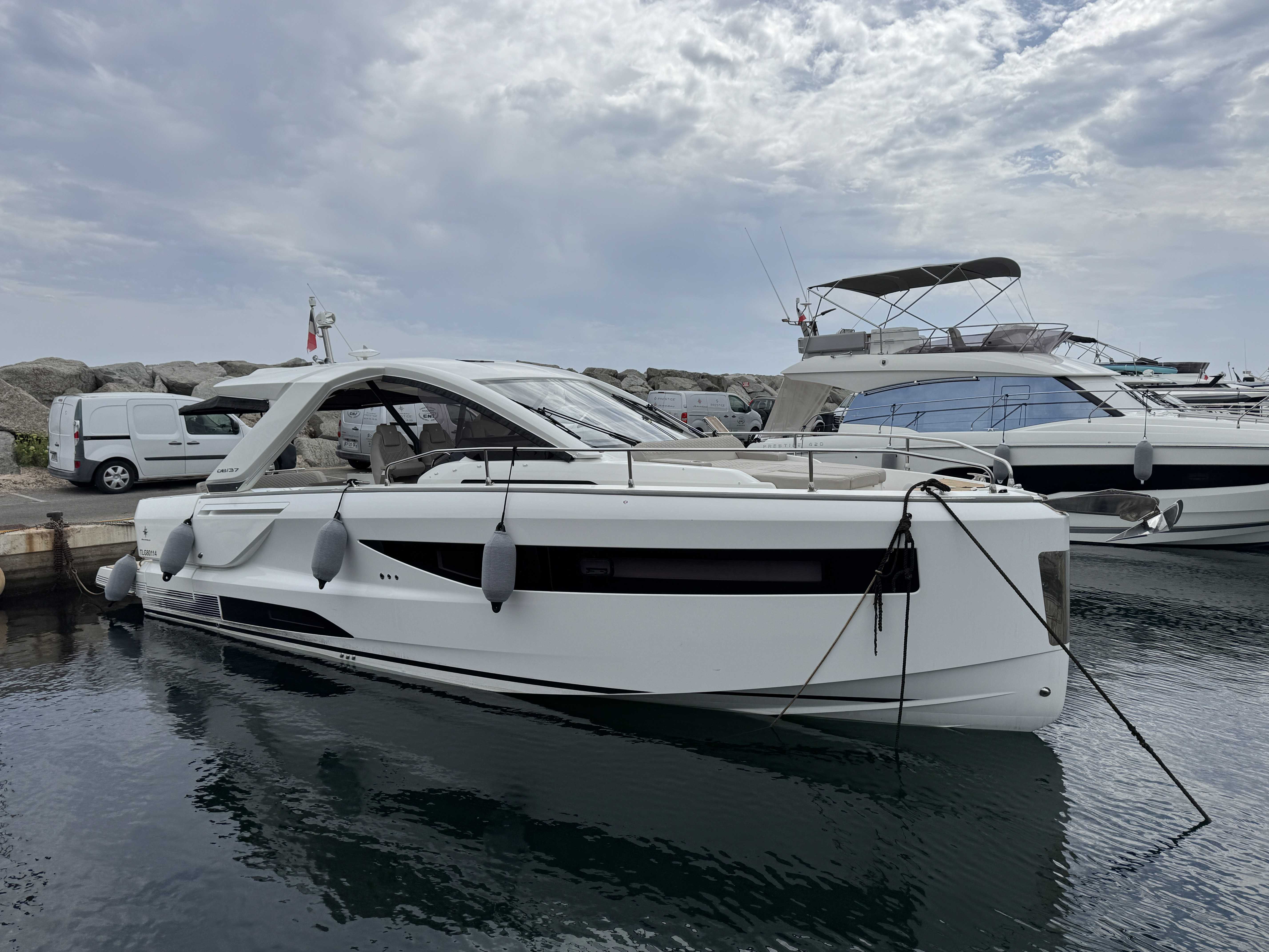 JEANNEAU DB 37