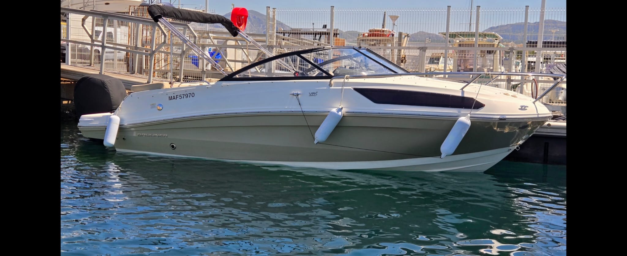 BAYLINER VR5 CUDDY OB