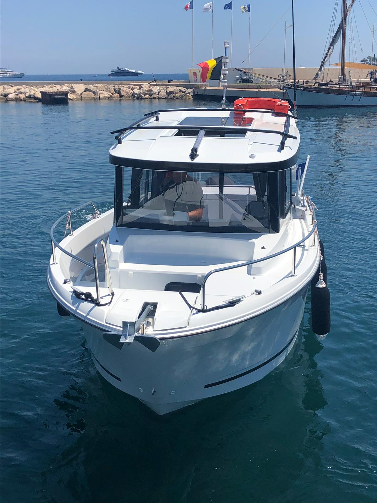 JEANNEAU MERRY FISHER 695